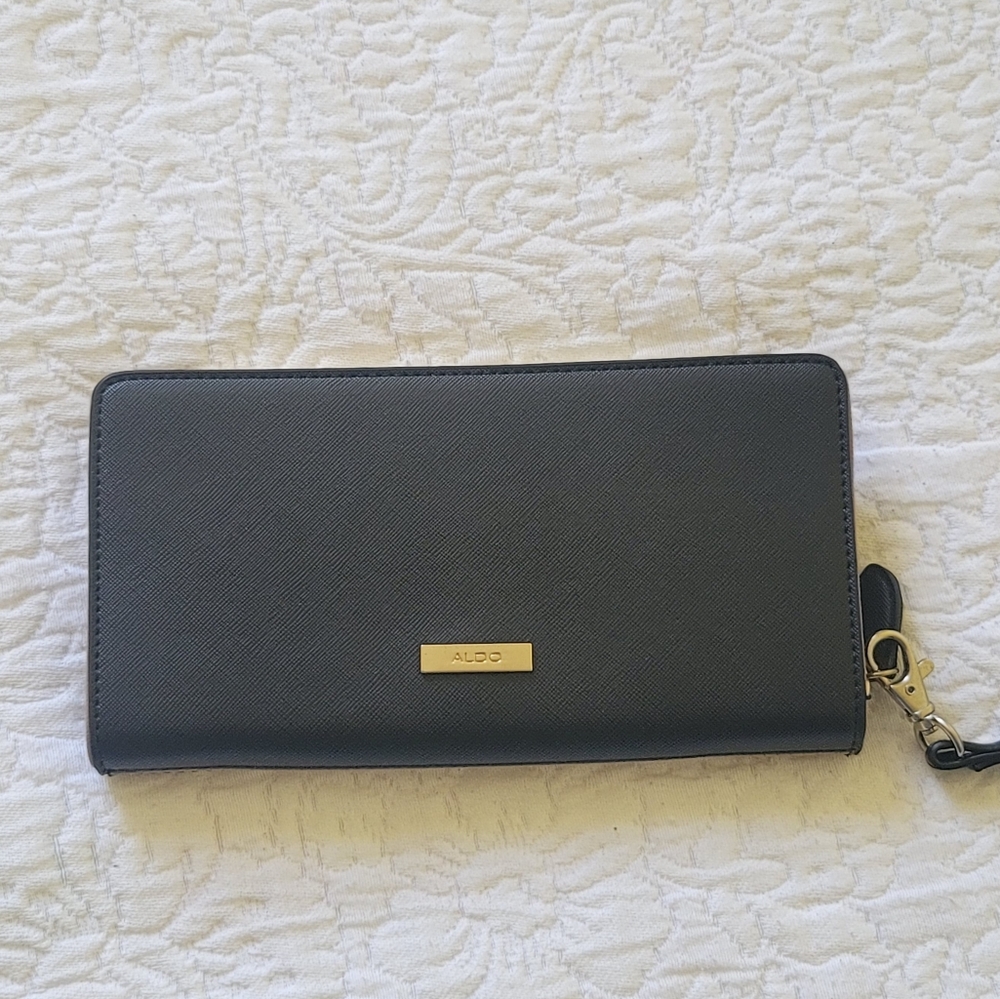 Aldo Wallet